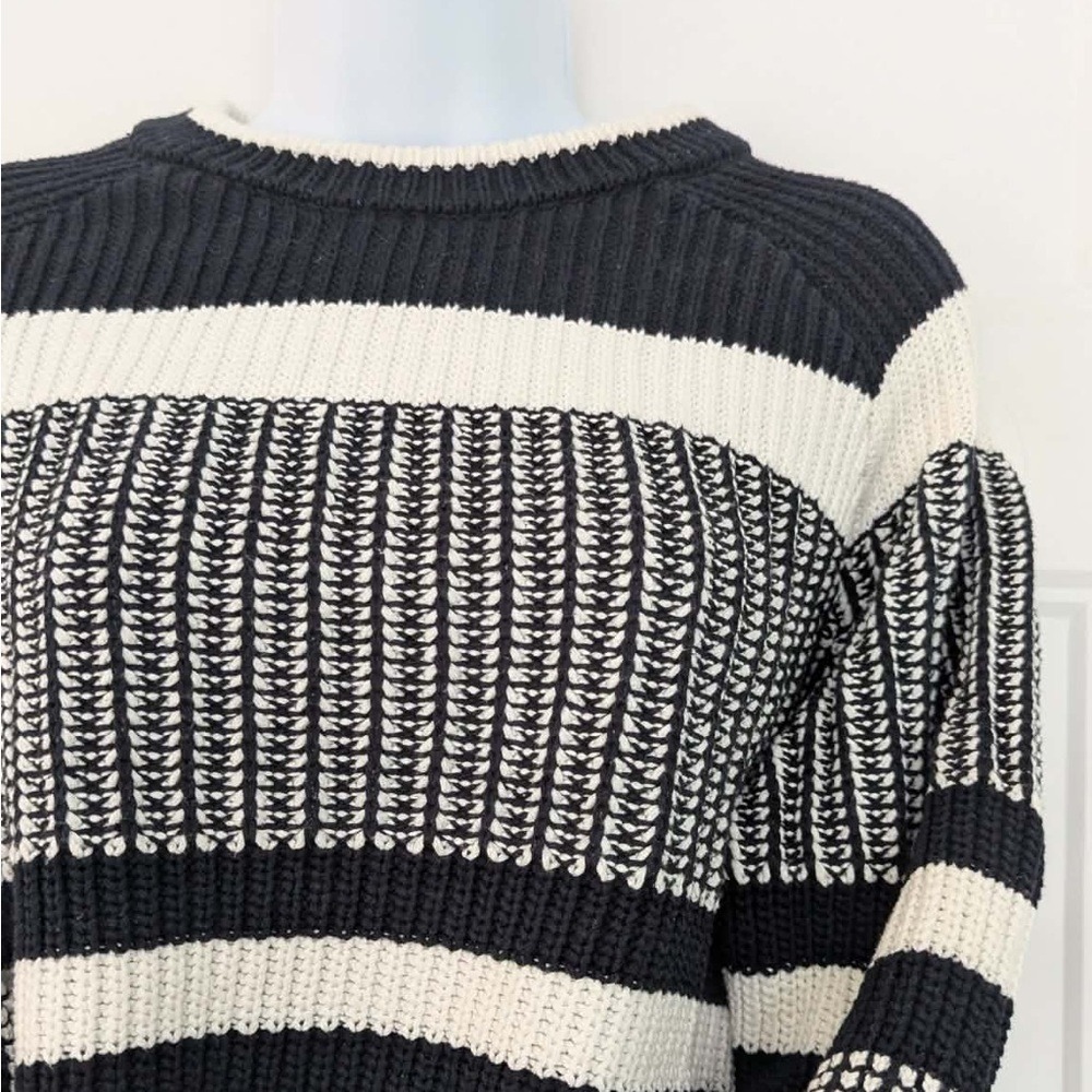DKNY Black‎ White Cropped Knit Sweater Women's Small Chunky Striped Pullover - Picture 4 of 10
